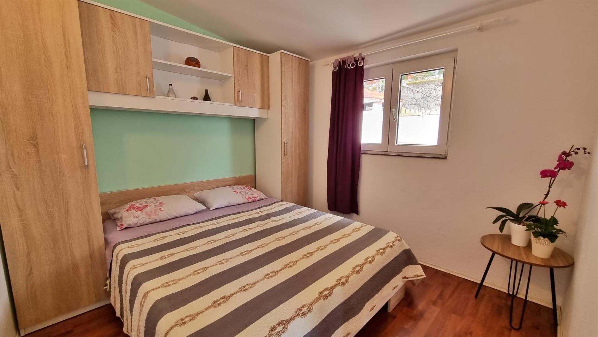 Apartments Neda オミシュ エクステリア 写真