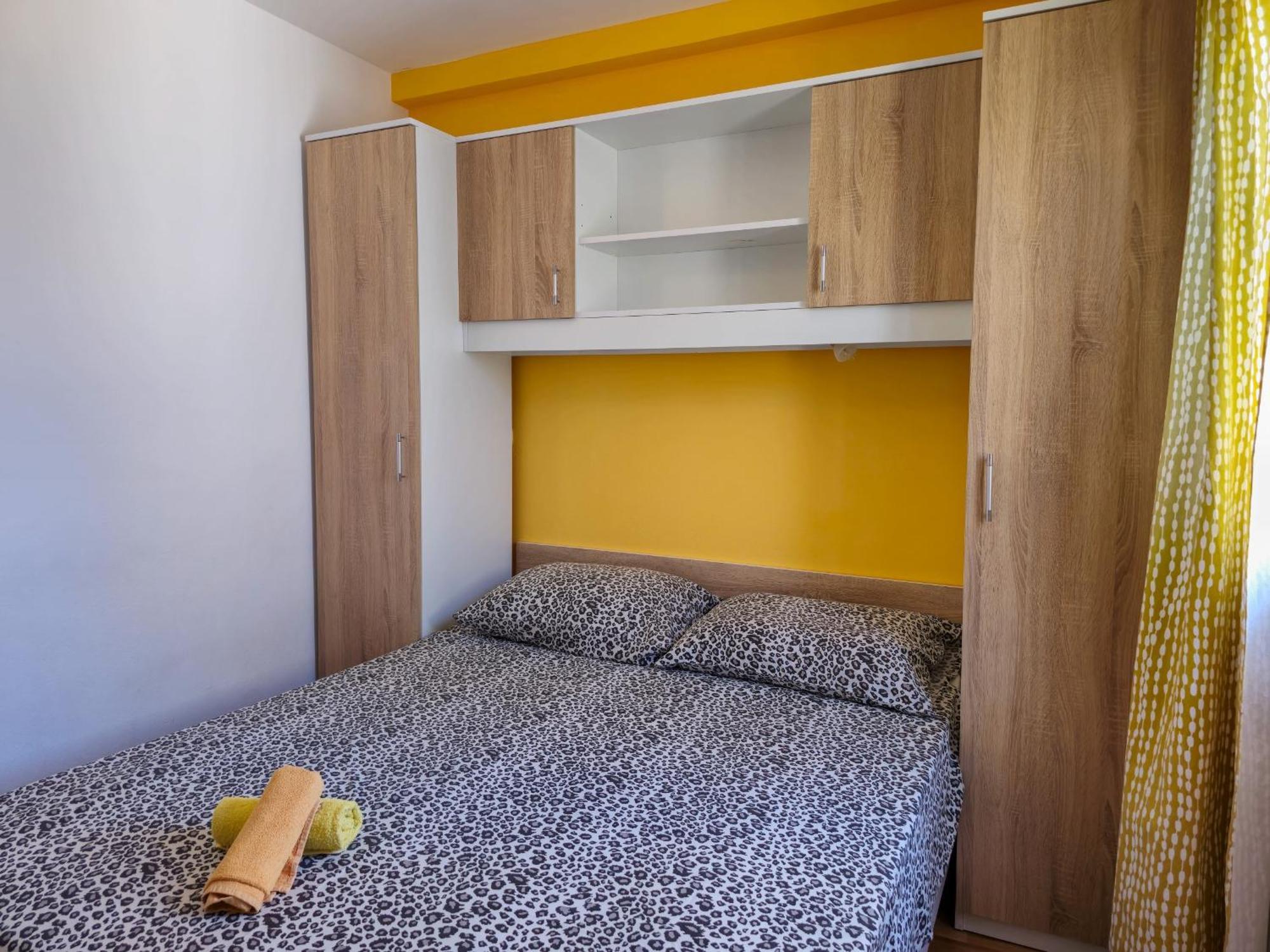 Apartments Neda オミシュ 部屋 写真
